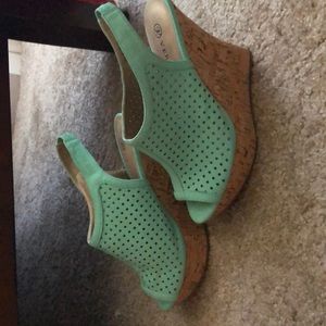 Turquoise Versona heels